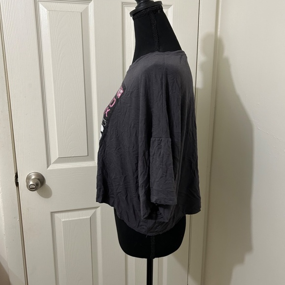 Altar'd State Dark Gray Cropped Graphic Tee Bronx "Forever Music" Size Small - Picture 2 of 6